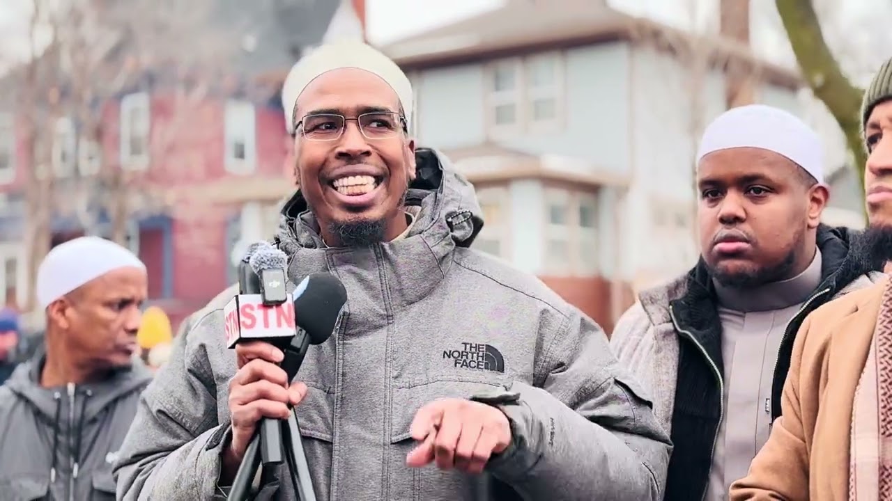 Minneapolis Somaalidu ha soo baxdo  Cabsida ha iska dayso.