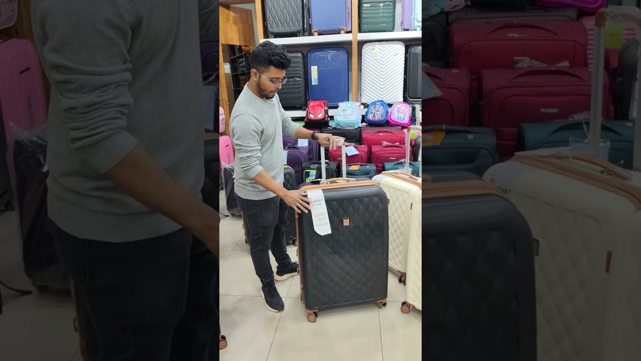 Brand:IT London 3 Size 20.24.28 Available Imported Luggage Home Delivery Available Number01318791026