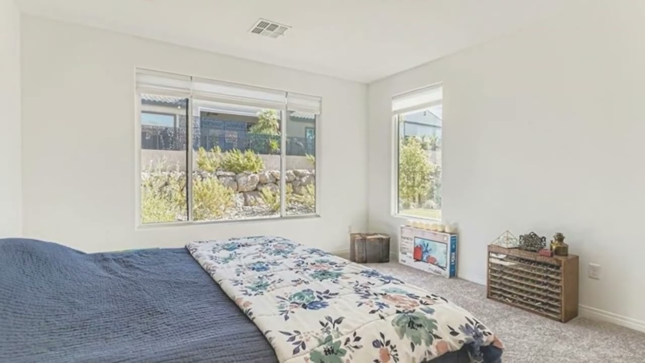 116 Lake Oasis Street, Henderson, NV 89011