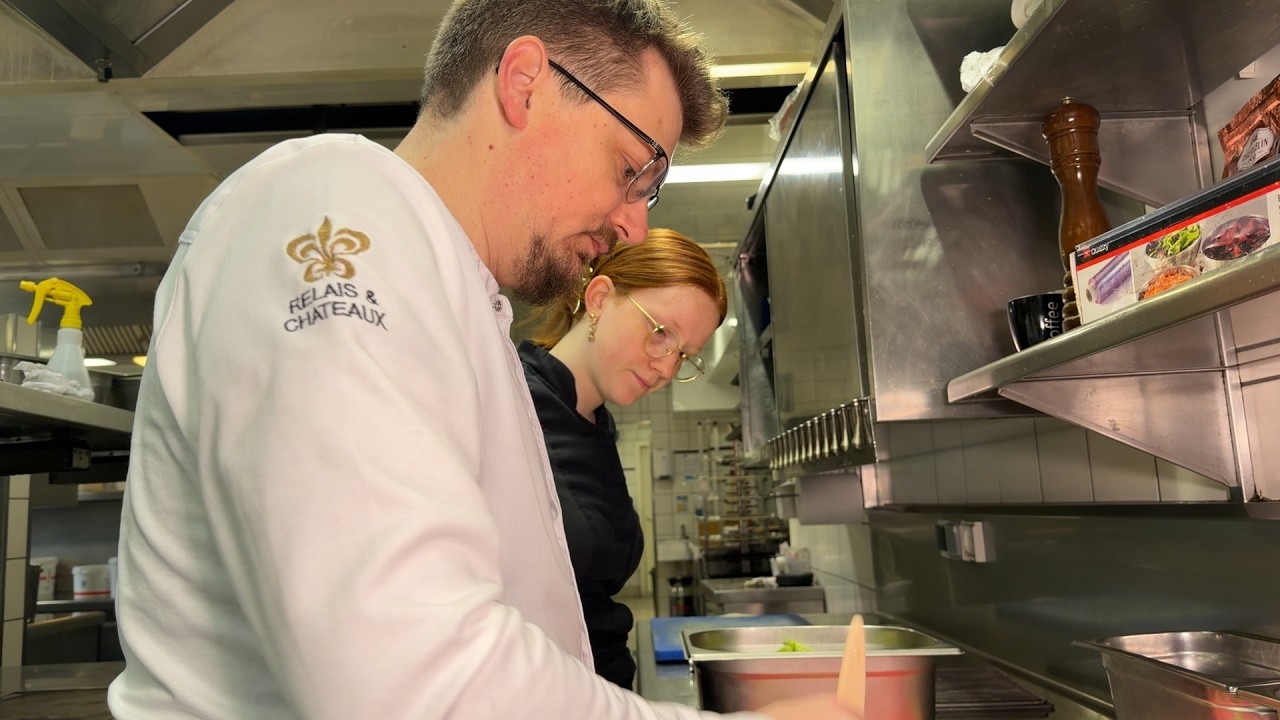 L’attente de la cérémonie du guide Michelin pour L’Arnsbourg
