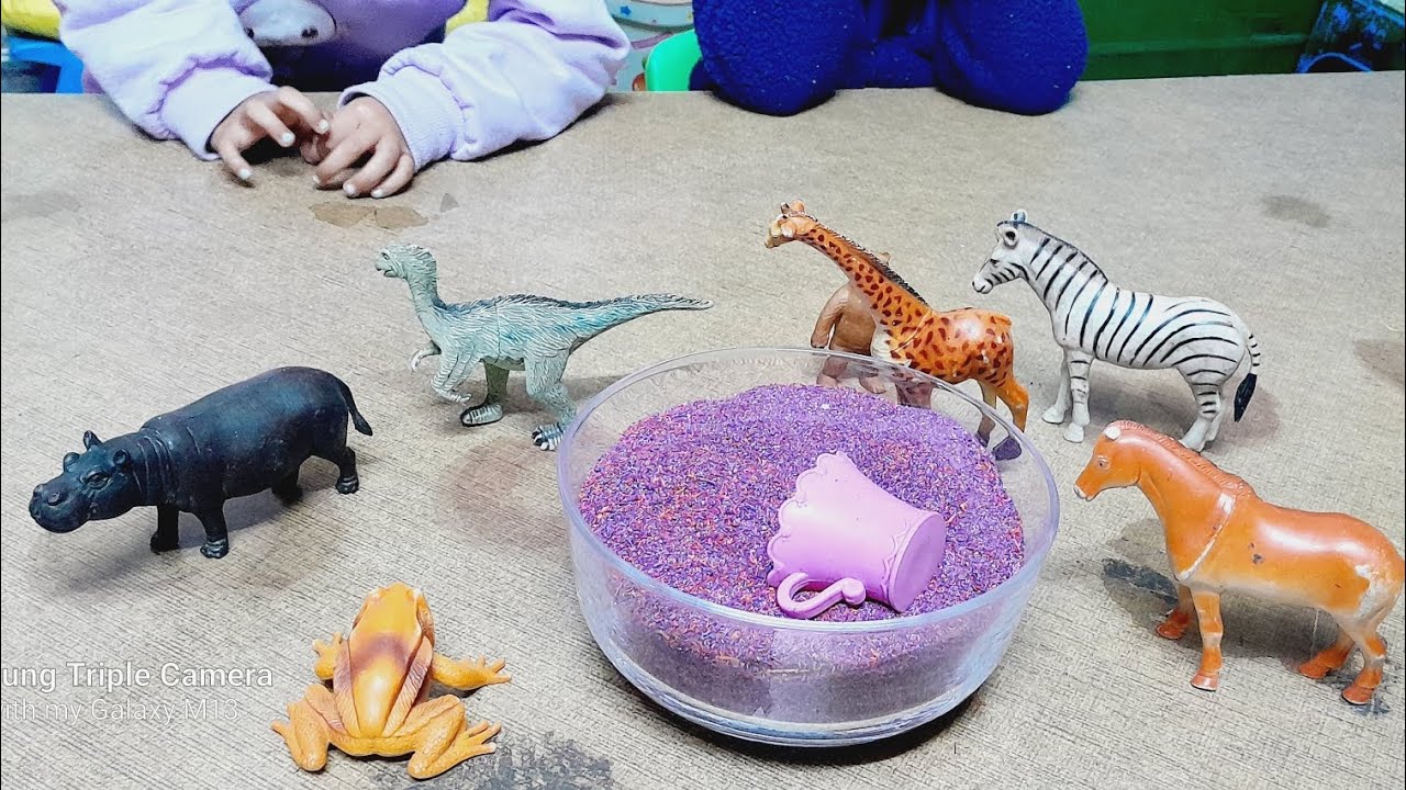 FUN WITH SAND