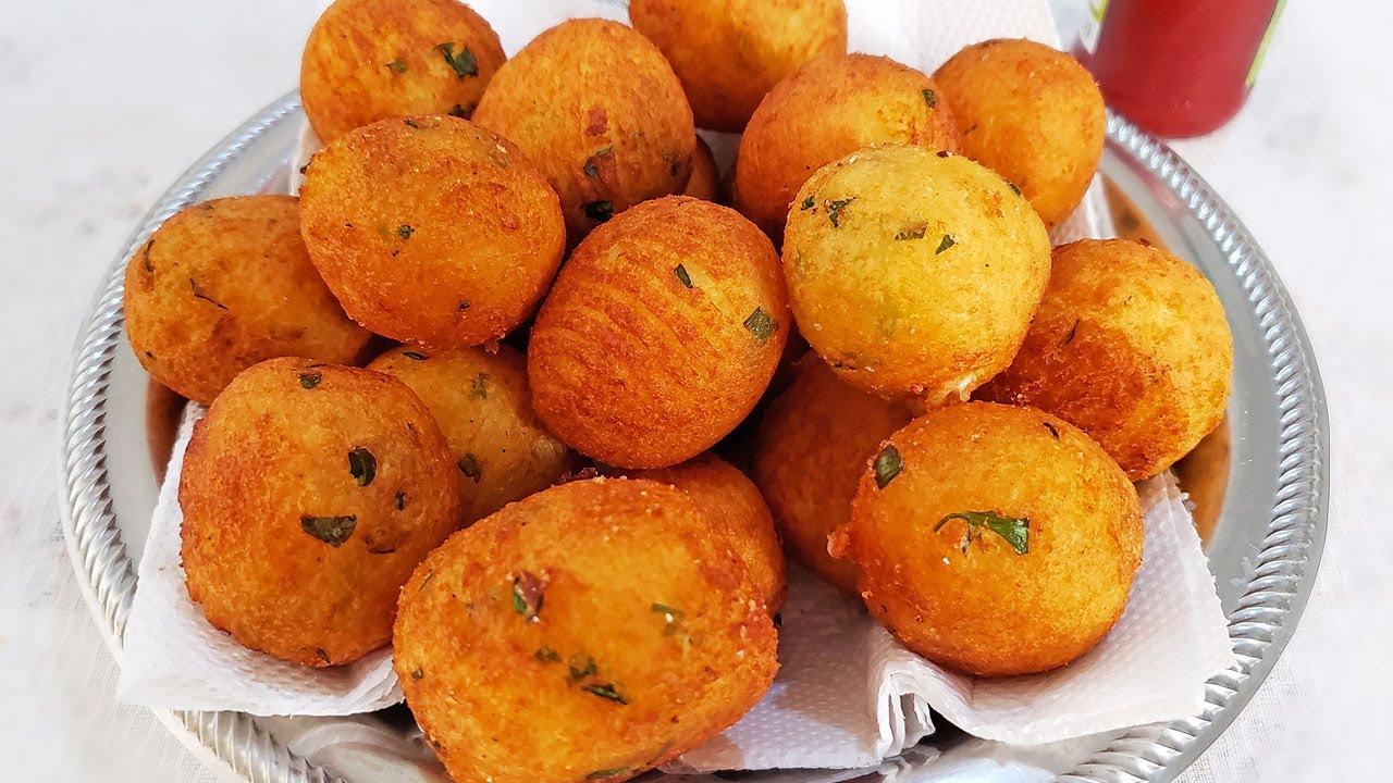 COMO FAZER BOLINHO DE MANDIOCA SIMPLES E FÁCIL - TAMIRES MOTA