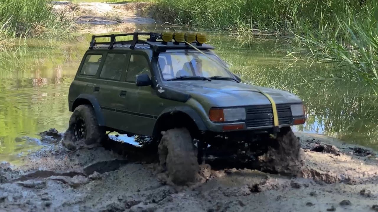 FMS FCX10 upgraded dirt, sand, mud and water trail run, 4x4 1/10 off-road RC