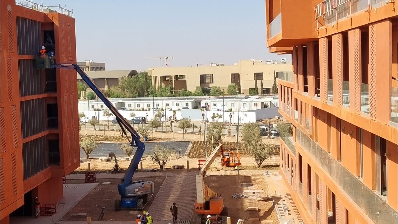 مدينة  الخضراء في بن جرير اشرفت على الانتهاء فخر المغرب