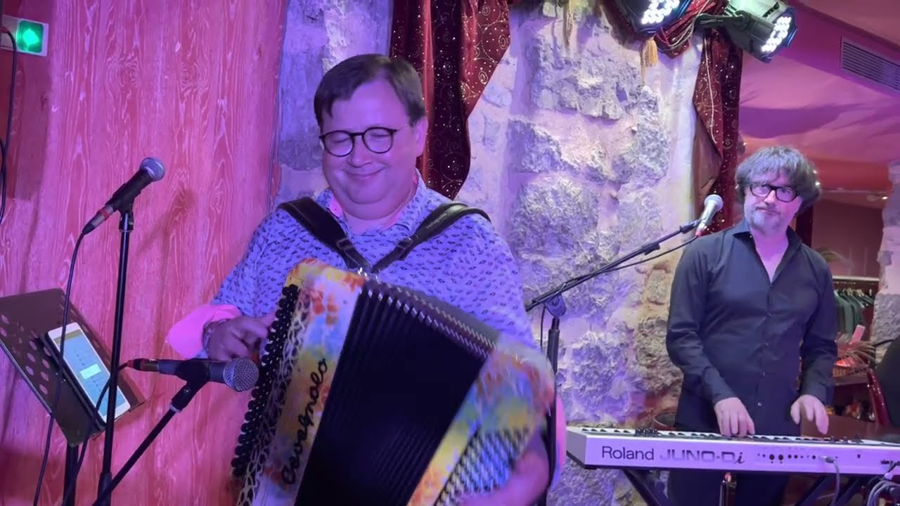 Eric BOUVELLE, « Camp Gitan », Paso-doble accordéon musette, L'anthologie de l'accordéon, accordeon