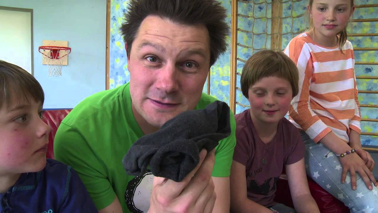 André Spiele: Weckerbombe