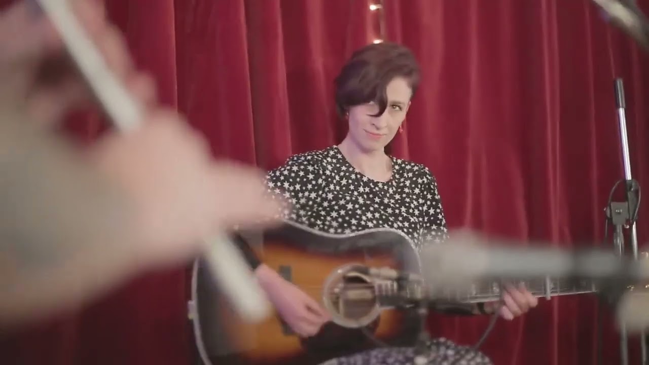 TPOT TV Presents ;Ross Ainslie, Ali Hutton and Jenn Butterworth performing Meerkat Love