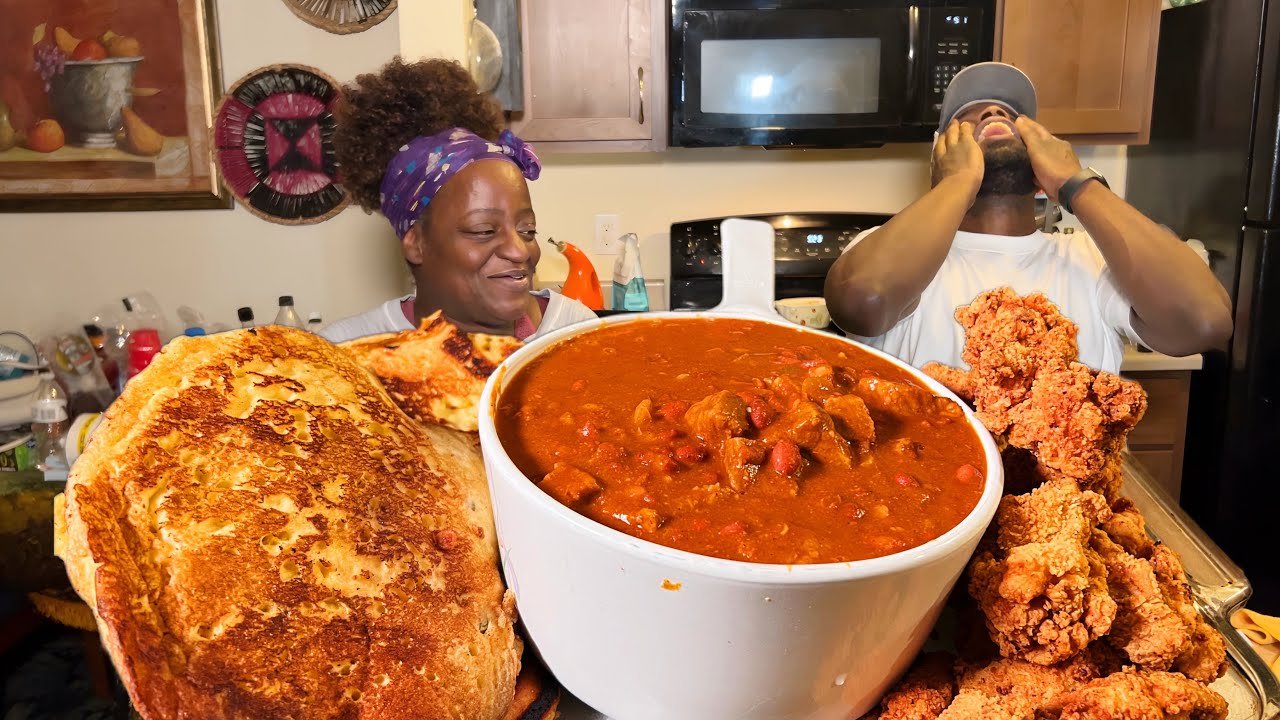 MEET MY SON YOU CAN'T HANDLE..| FRIED CHICKEN & CHILI W/ CORNBREAD CAKES| MUKBANG EATING SHOW!