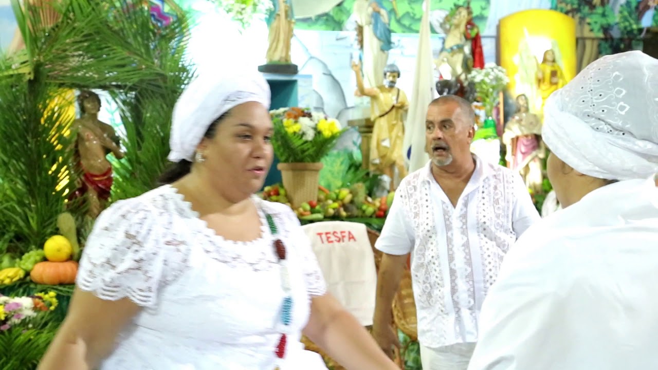 #tbt  Umbanda - Entrega de Bandeja Sacertdotal à Mãe Cinthia - Parte 2