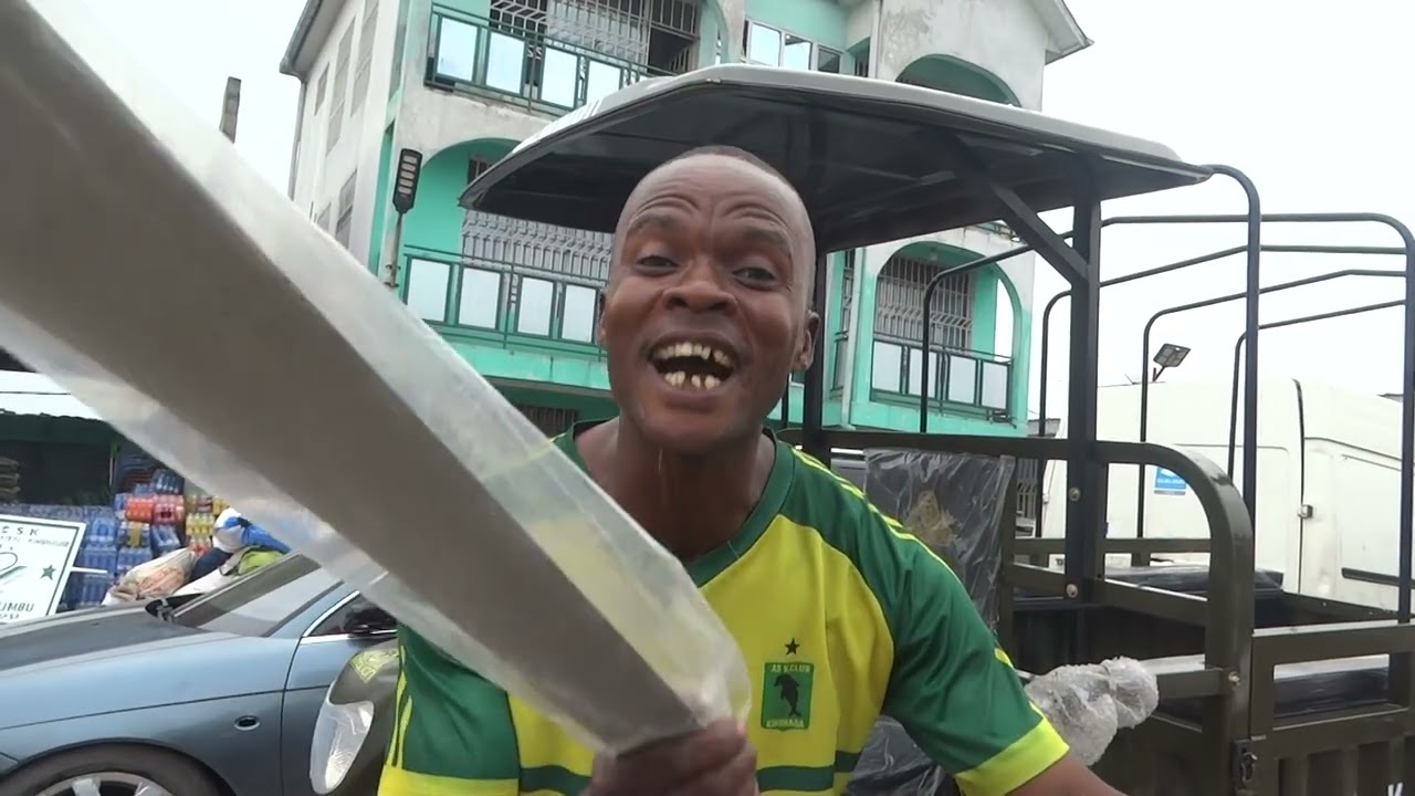 Ba ndeko na nkamba ekoyinda mabe Bolanda bino moko 