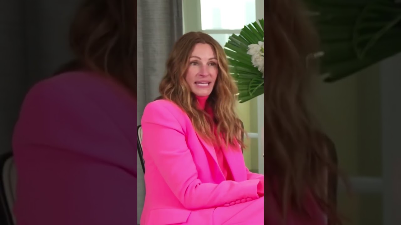 Julia Roberts&rsquo; steamy secret to a successful marriage 🔥 #shorts | E! News
