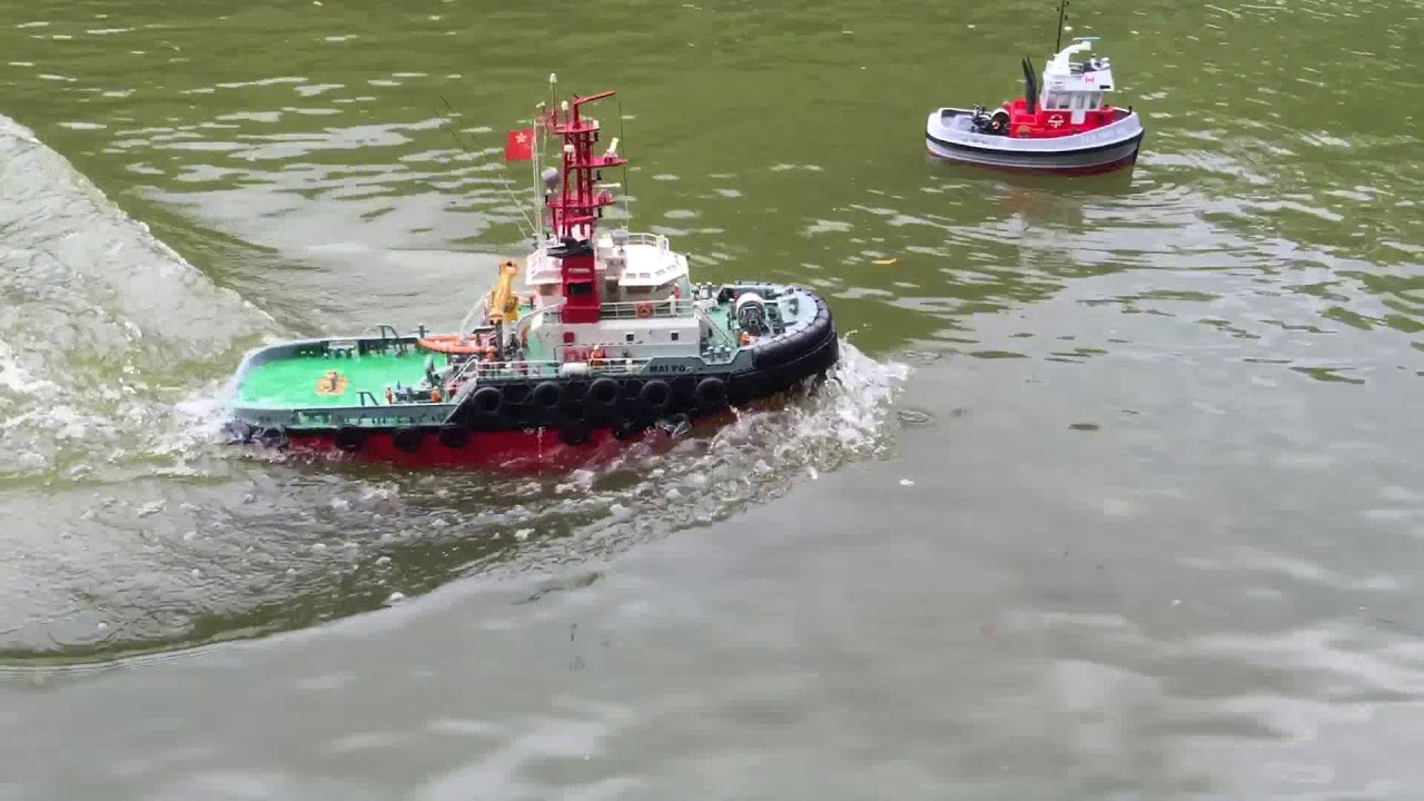 HK Tug Boat Sailing test.  OceanWorks CNC Chopper Alloy zdrive 76mm is installed.