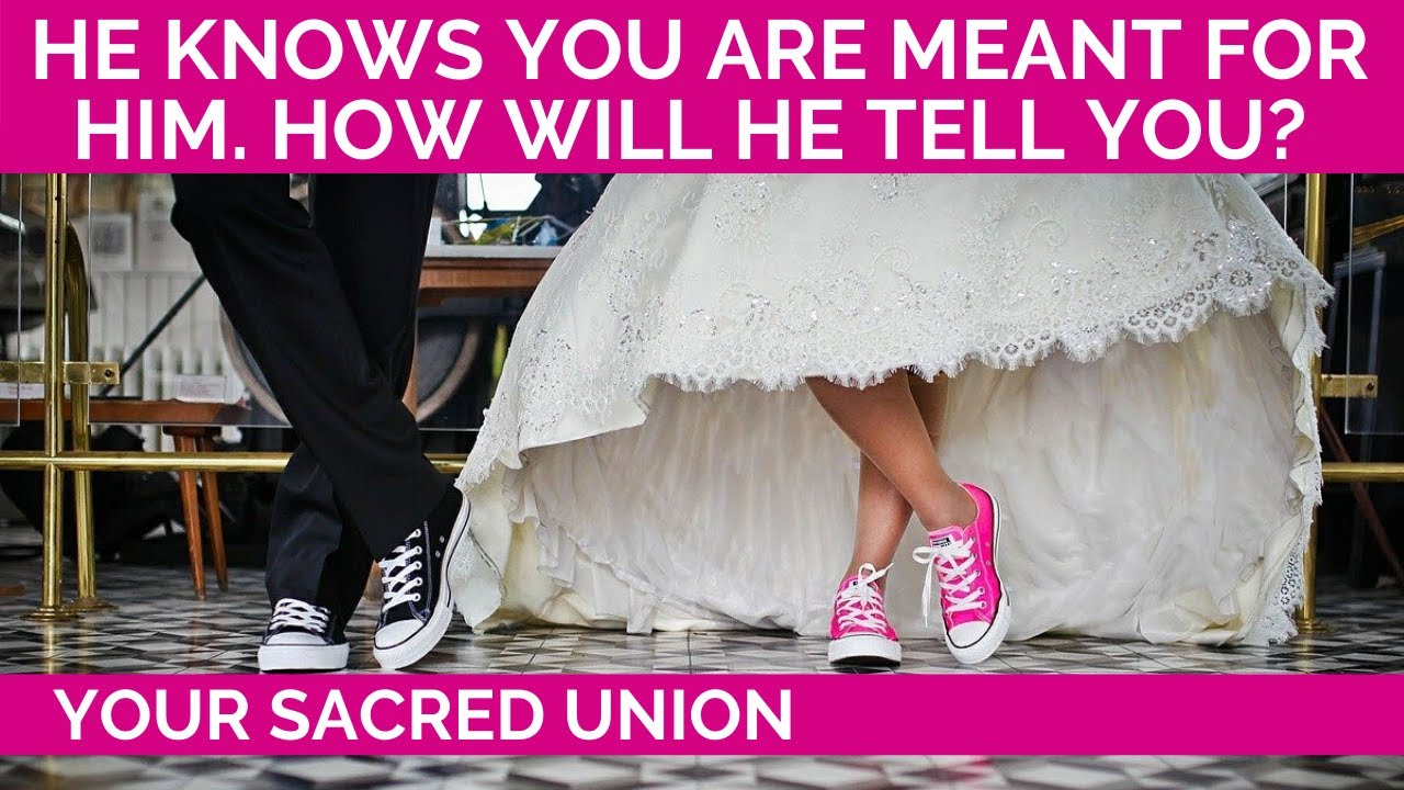 🌈 HE KNOWS YOU'RE MEANT FOR EACH OTHER. HOW WILL HE TELL YOU? 👫 TWIN FLAME 💖 SOULMATE 💐 SACRED UNION