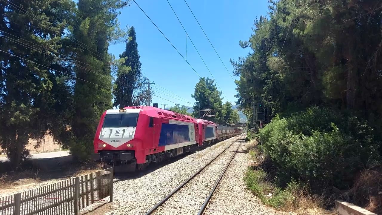Trains at Aghios Thomas, 4/7/ 25