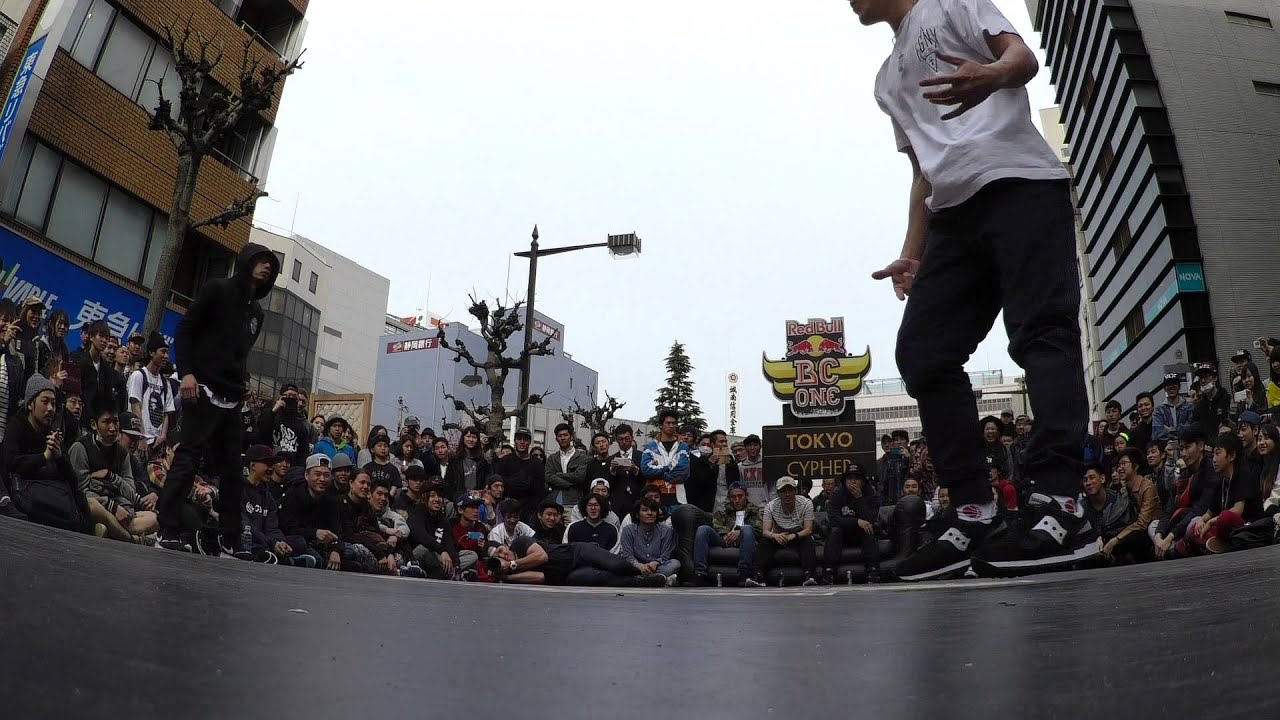 DRAGON VS BUSTA BASH - TOP16 - REDBULL BC ONE TOKYO CYPHER 2015
