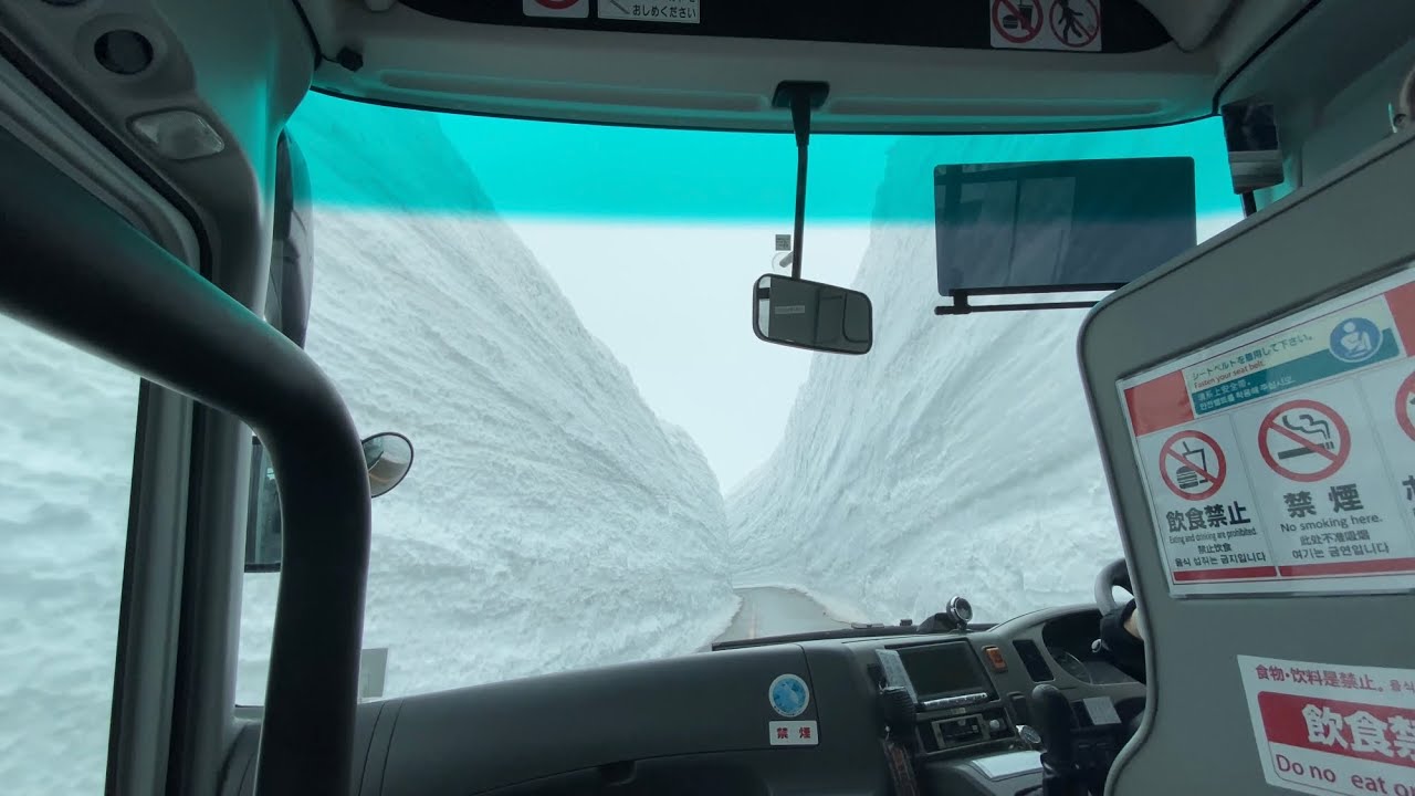 【2021春／前面展望】立山黒部アルペンルートの立山高原バスで、雪の大谷に行きました。2021.4.16【運転手さんの親身なガイド放送に感動】