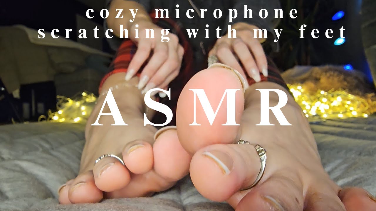 ASMR | Cozy Feet& MIcrophone Scratching | Relaxx w no talking