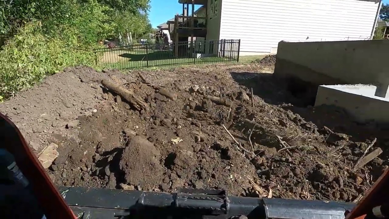Планировка и обратная засыпка. Работы с бортовым поворотом.