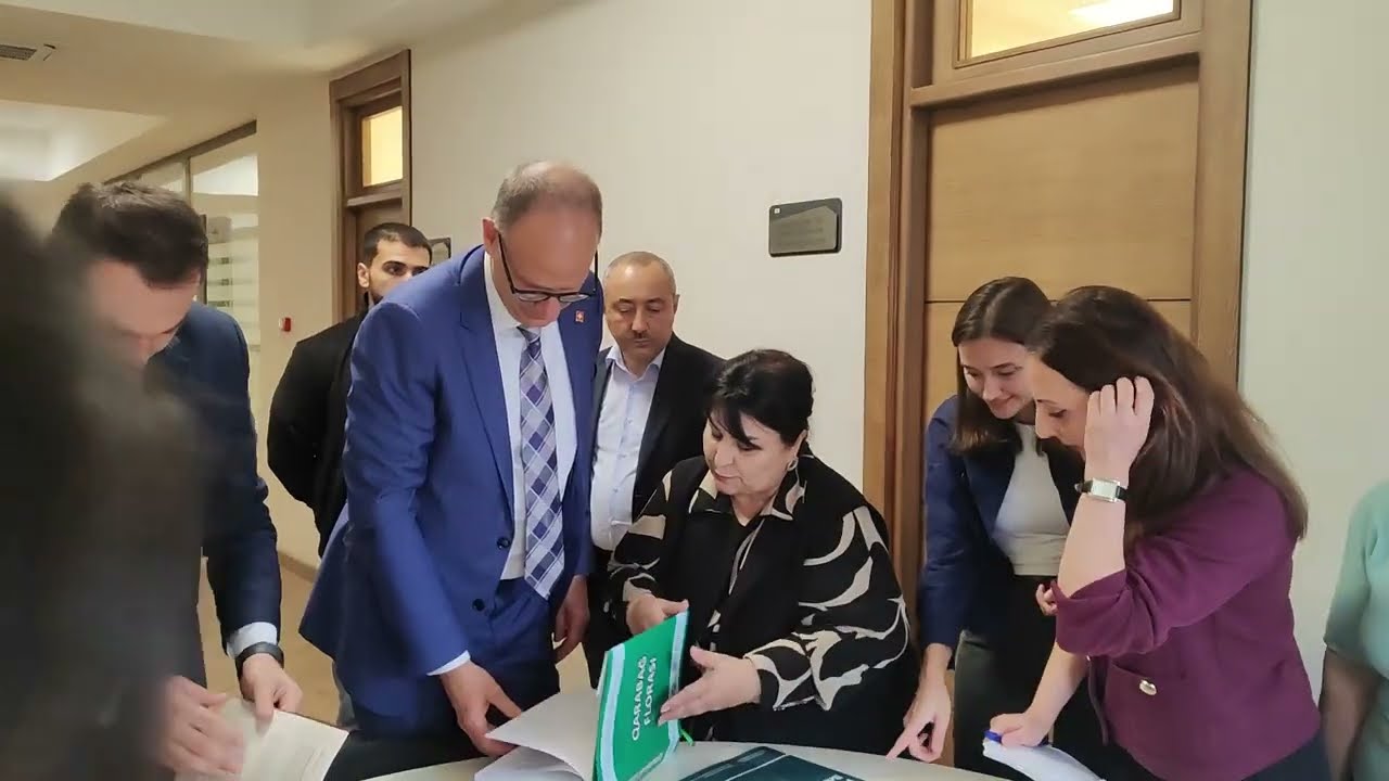 Zəfər Çiçəyi: 
