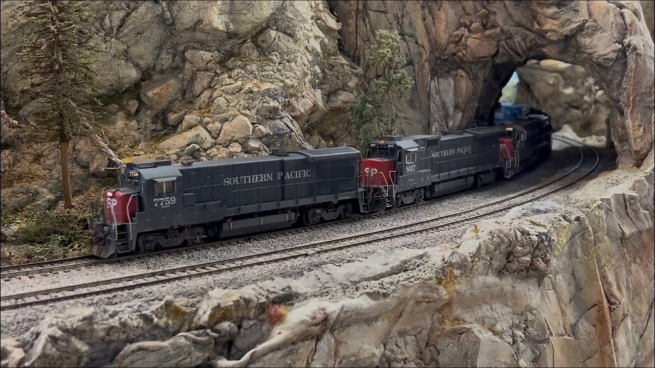 Southern Pacific with 5 GE’s leading the assault over Donner Pass