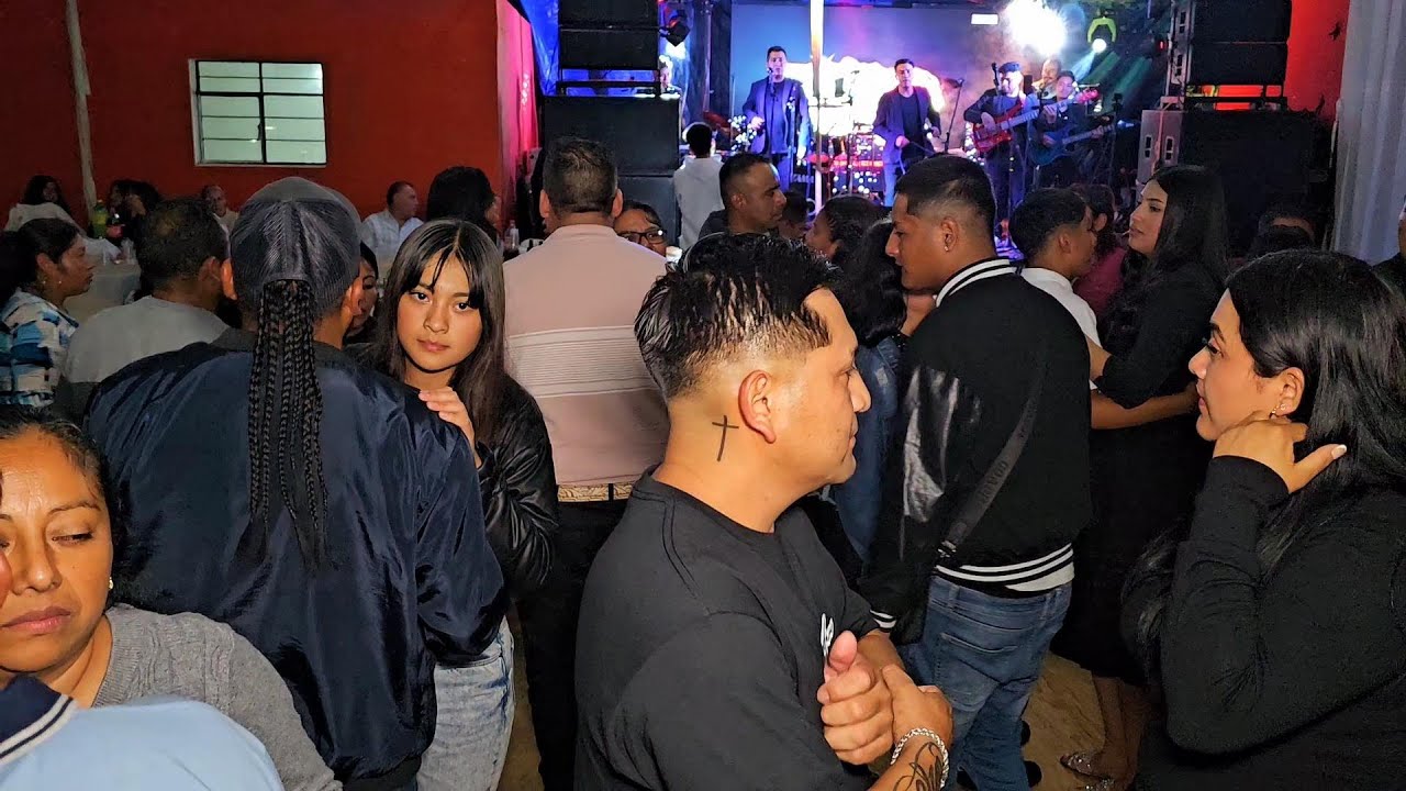 LOS KIROS en la CDMX con la Familia Figueroa de San Pedro Ocopetatillo, Oaxaca