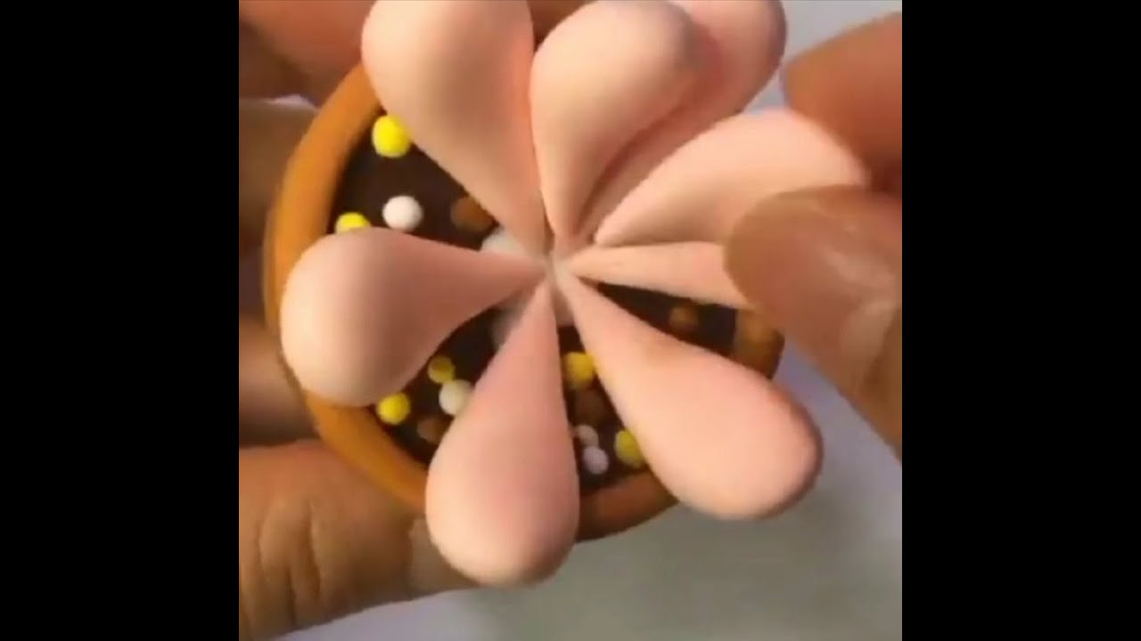 How to make clay flower pot |clay DIY |Easiest clay flower bucket tutorial|home decor|mw. DIY|cactus