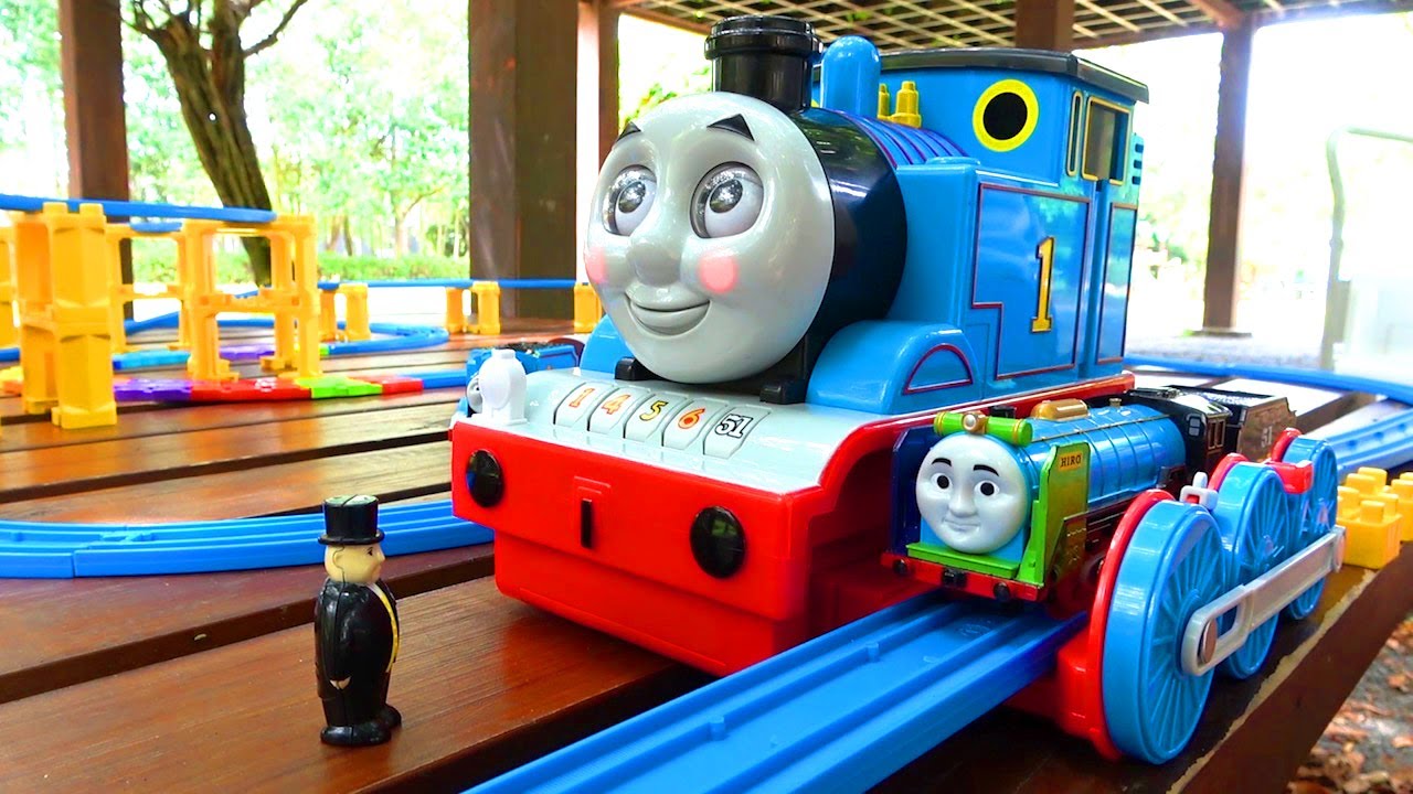 Thomas Plarail Railway ☆ Talking Big Thomas & Slope Course