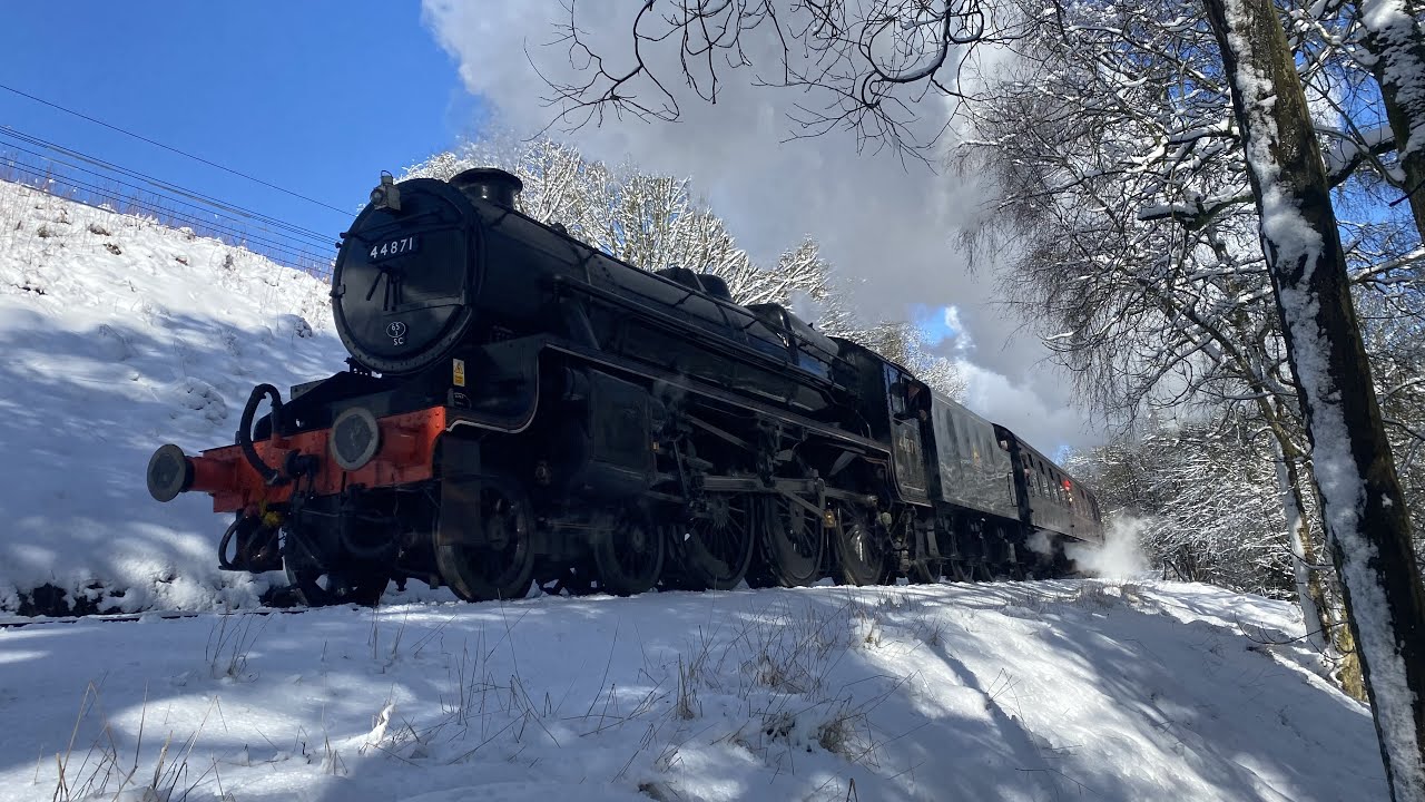 Staniers in the snow at Keighley & Worth Valley Railway - 10/03/23