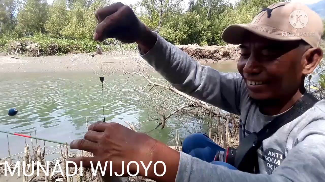 MENCARI SPOT IKAN BARONANG DI MUARA PINGGIR PANTAI @munadiwijoyochannel2103