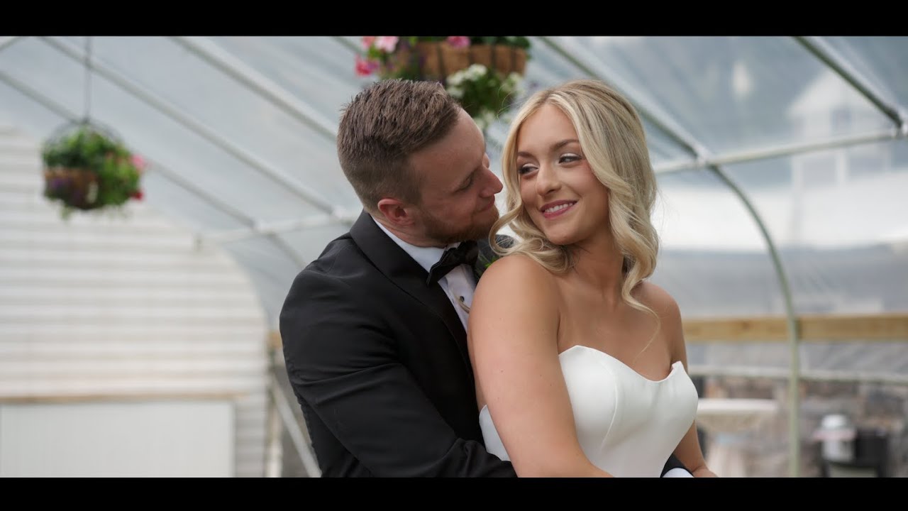 Breanna + Austin | The Oakley, Holly Michigan |