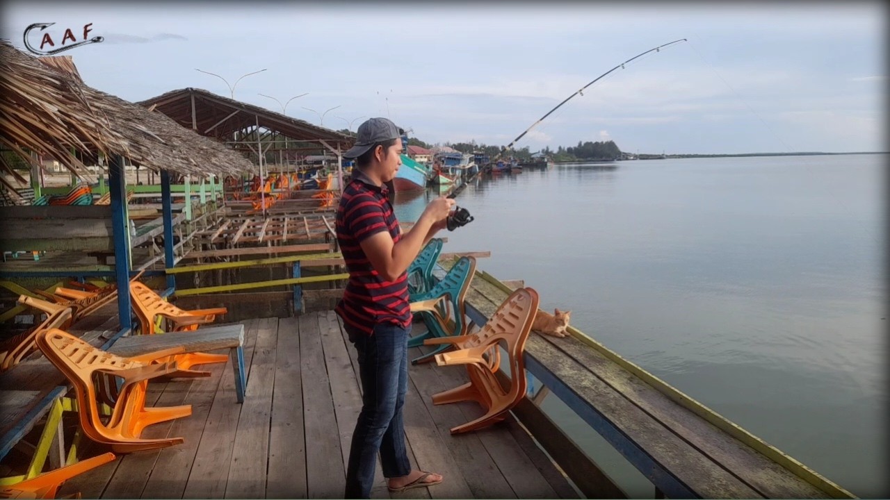 Serunya❗️, mancing dan berenang di Kuala Langsa, Aceh || ada pesawat lewat 🛫