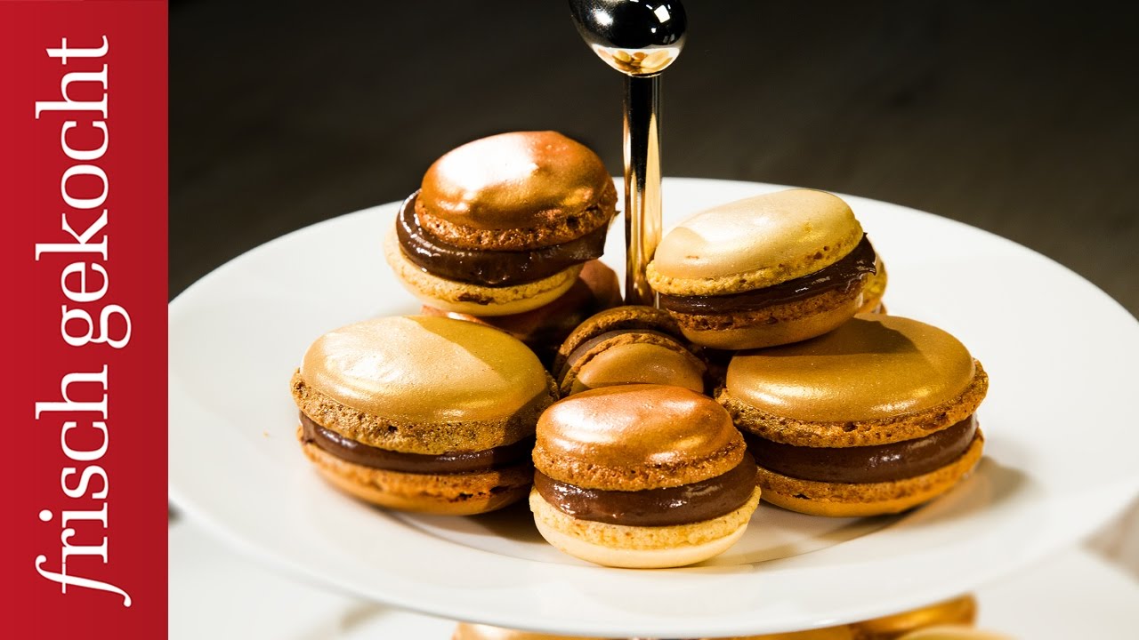 Weihnachtliche Macarons (Eveline Wild)