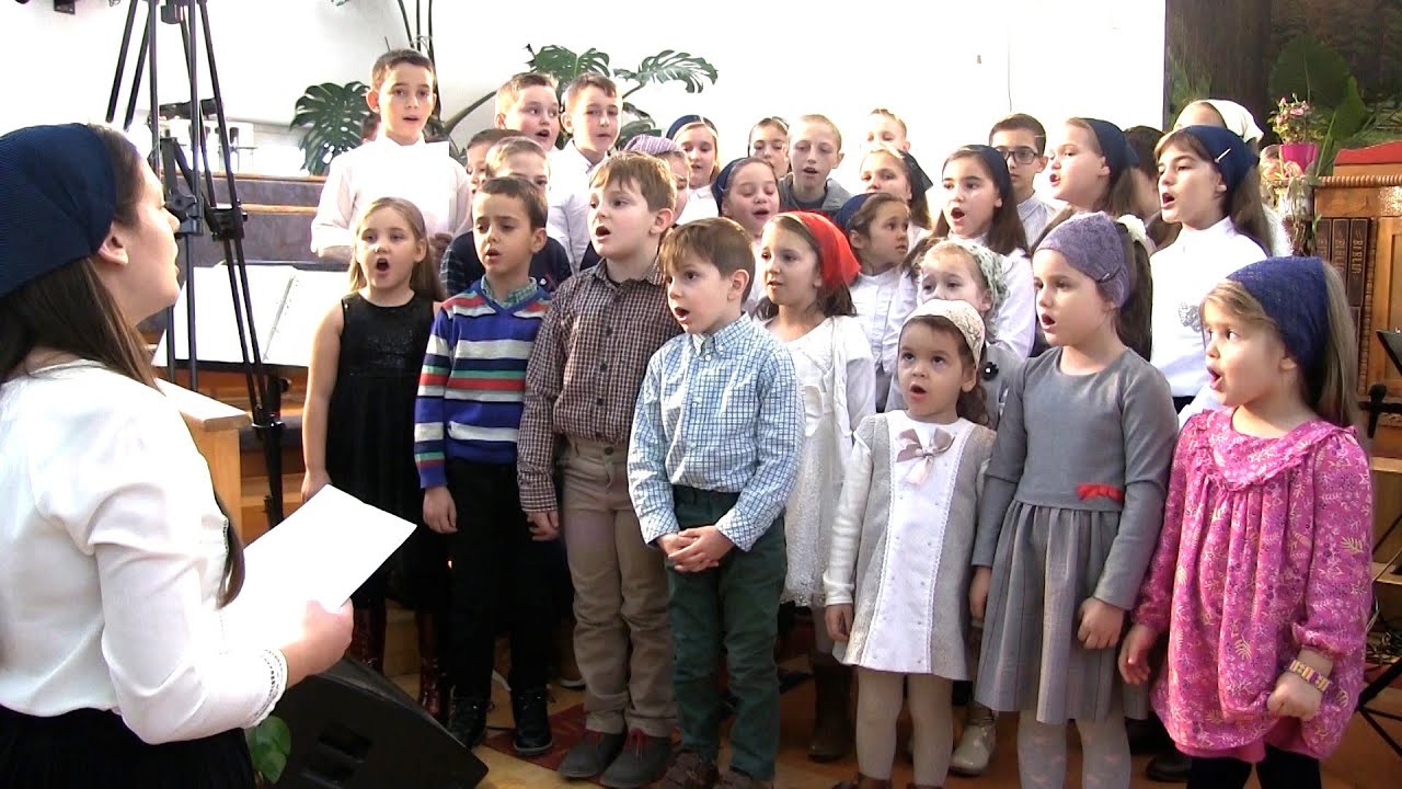 Grupul de copii din Biserica Penticostală REBRA
