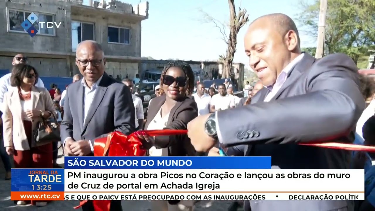 Primeiro Ministro inaugura Picos no Coração e lança muro em Achada Igreja