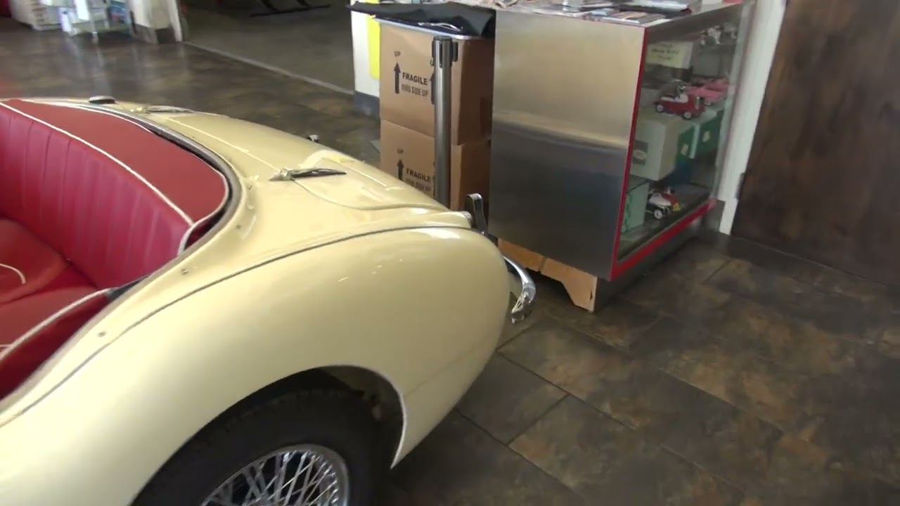 1957 Austin-Healy 100-6 convertible