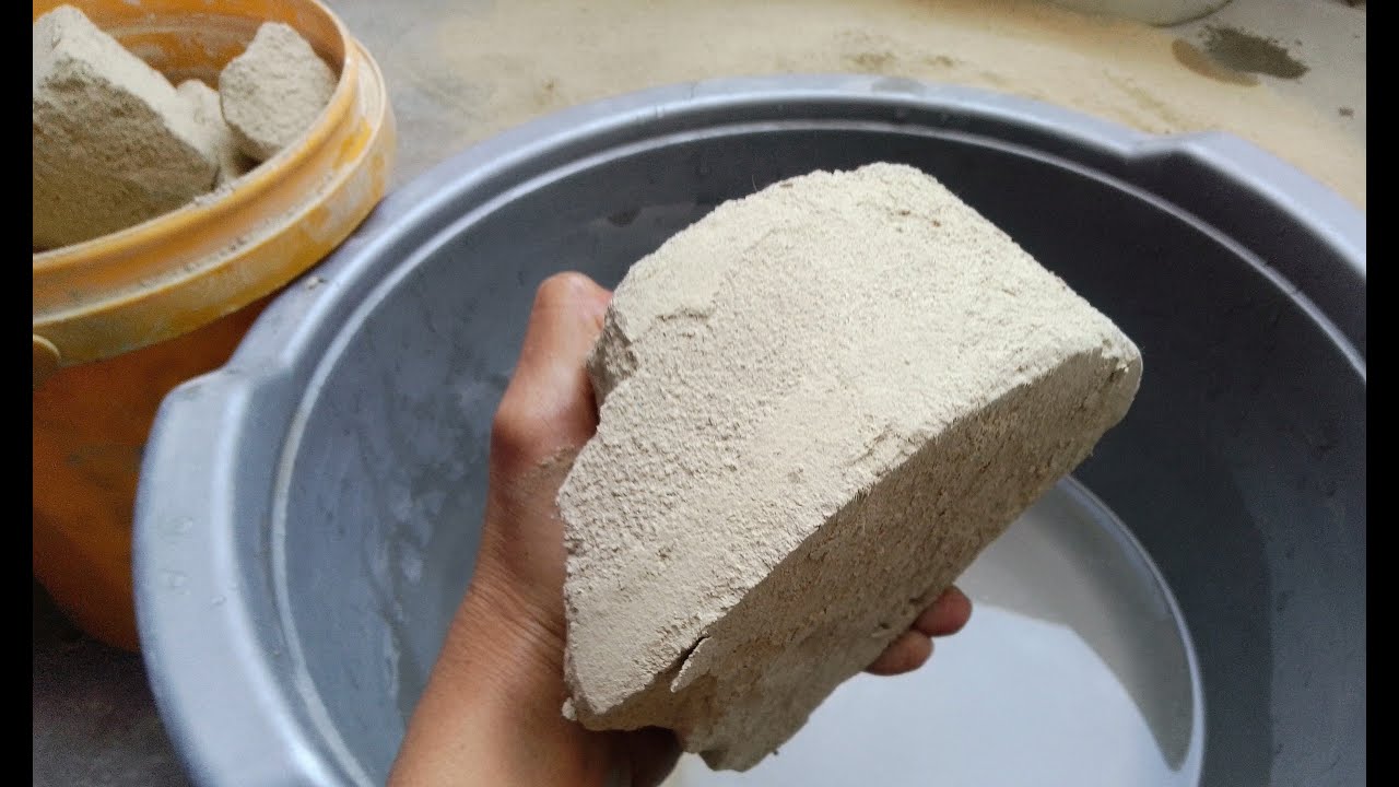 ASMR: CRISPY DUSTY MUD❤ DRY CRUMBLING IN WATER💧