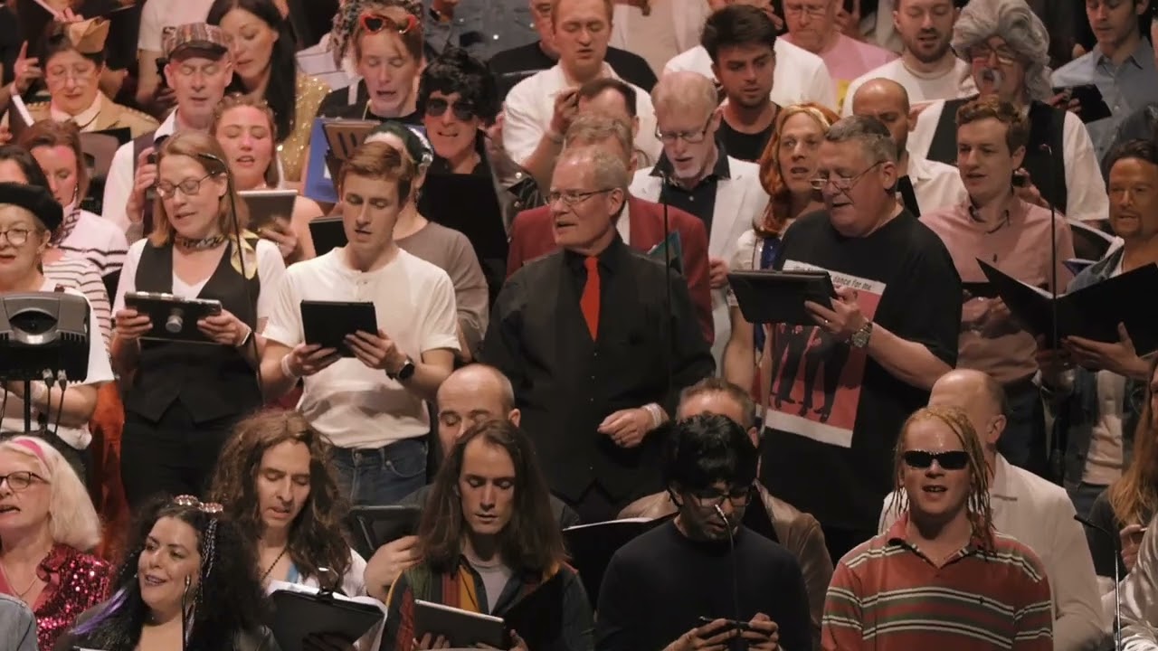 London City Voices perform 