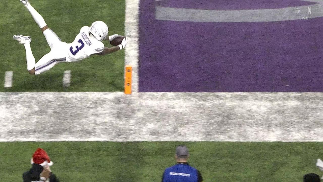 Jingle Jingle All the Way! Jordan Addison goes airborne on TD score