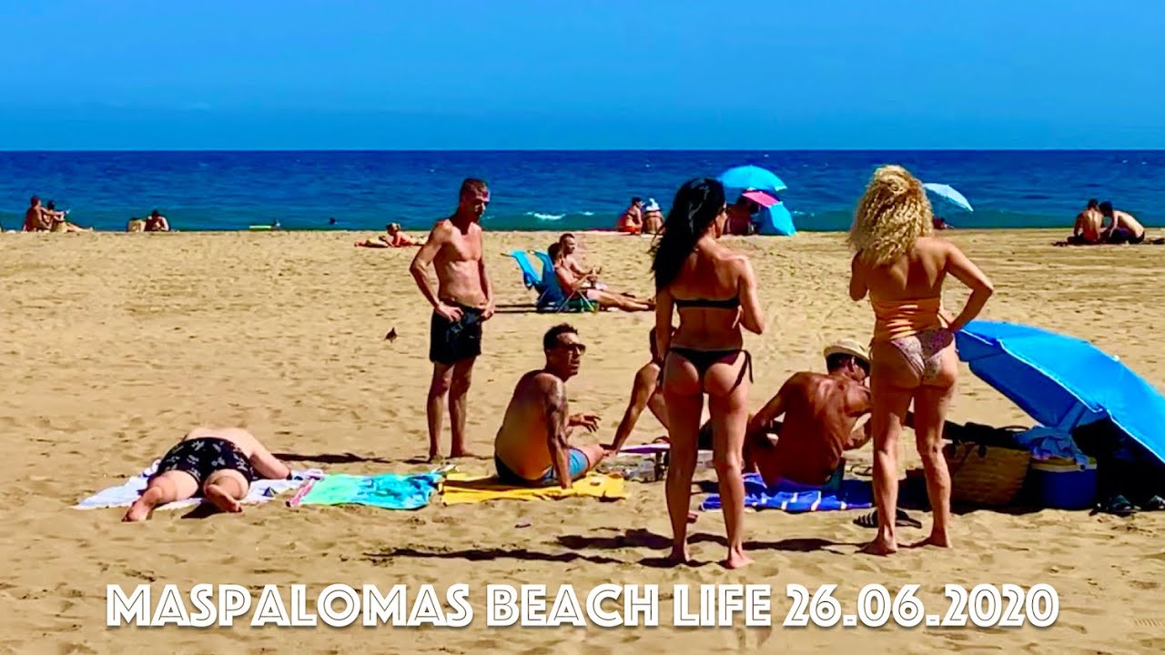 Гран Канария Маспаломас Бич Жизнь в прекрасный солнечный день при 29 ° C 🏖