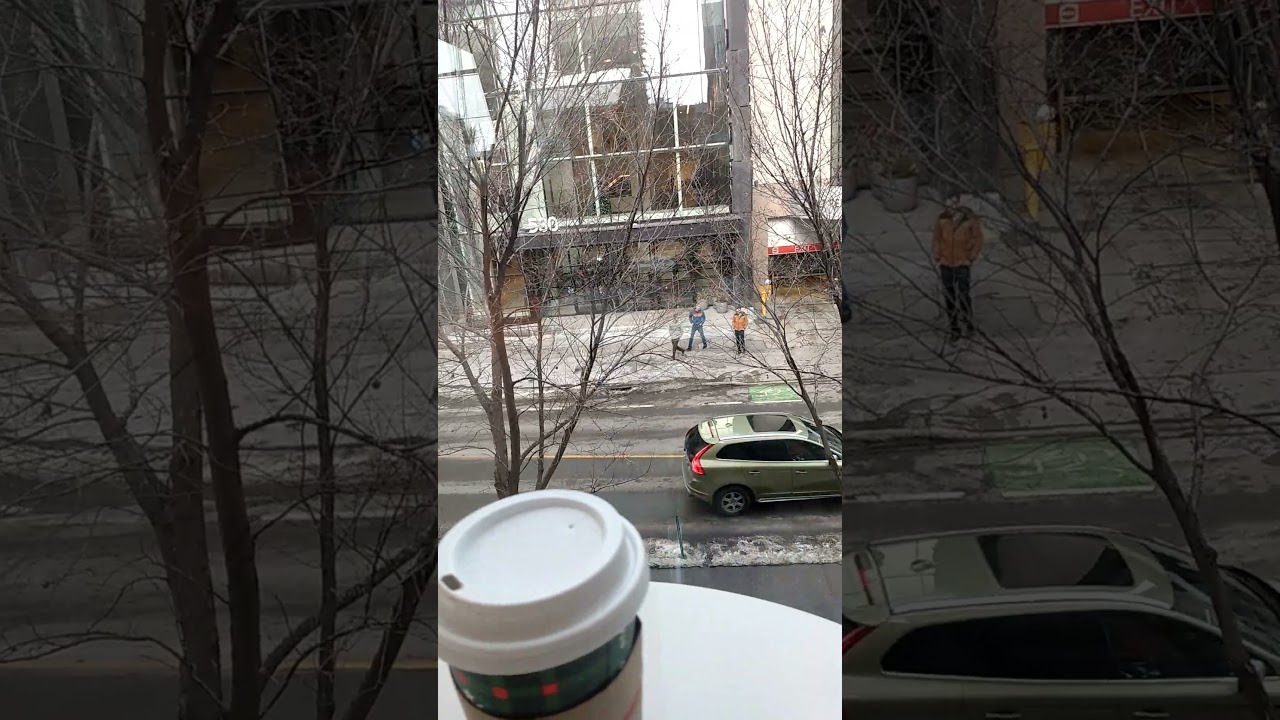 A quiet and relaxing afternoon in downtown Calgary