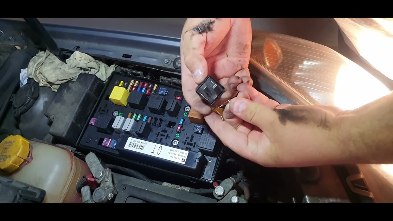 Astra H 2005 radiator coolant fan not working