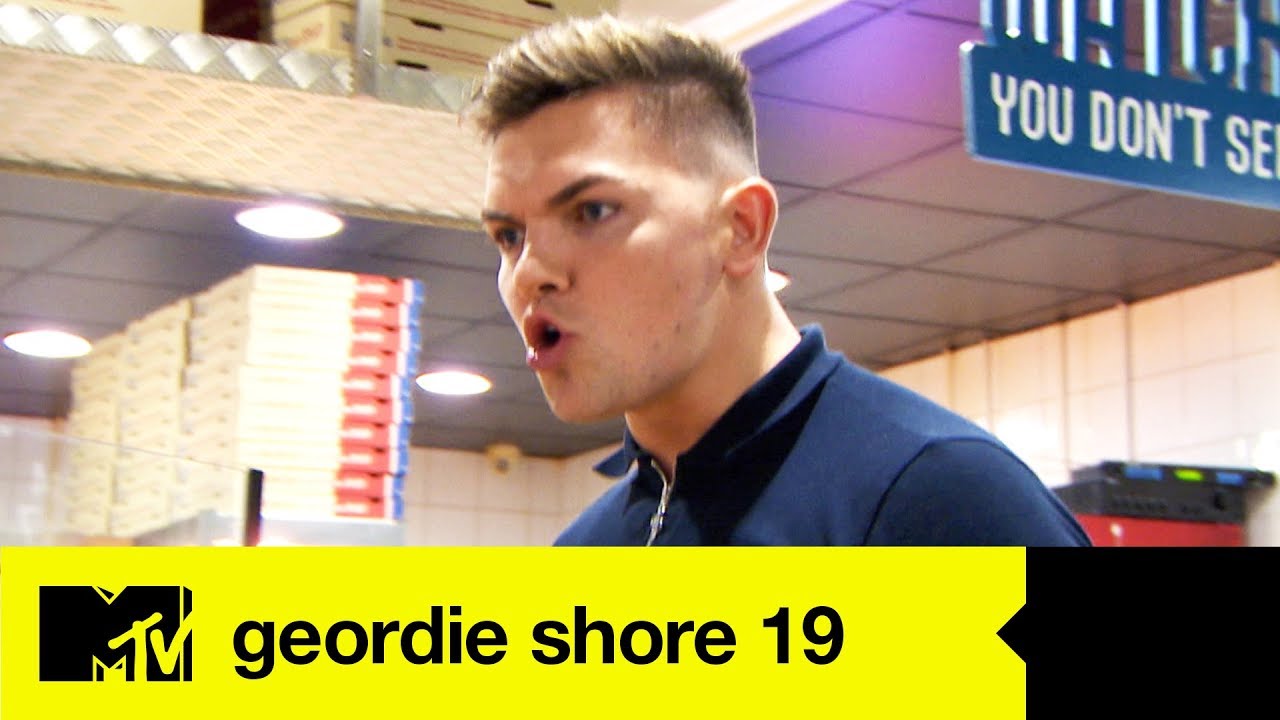 EP #5 CATCH UP: Sam Kicks Off Before Chloe Confesses All | Geordie Shore 19