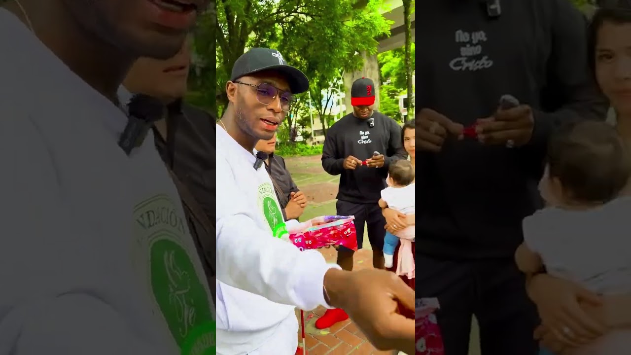 - En Medellin junto a Stylacho le CAMBIAMOS EL DIA a una familia de COLOMBIA !!
