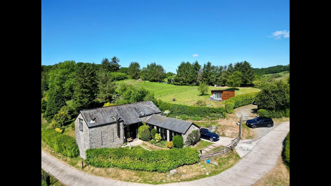 Vale Barn, Lower Chapel, Brecon, Powys - For Sale
