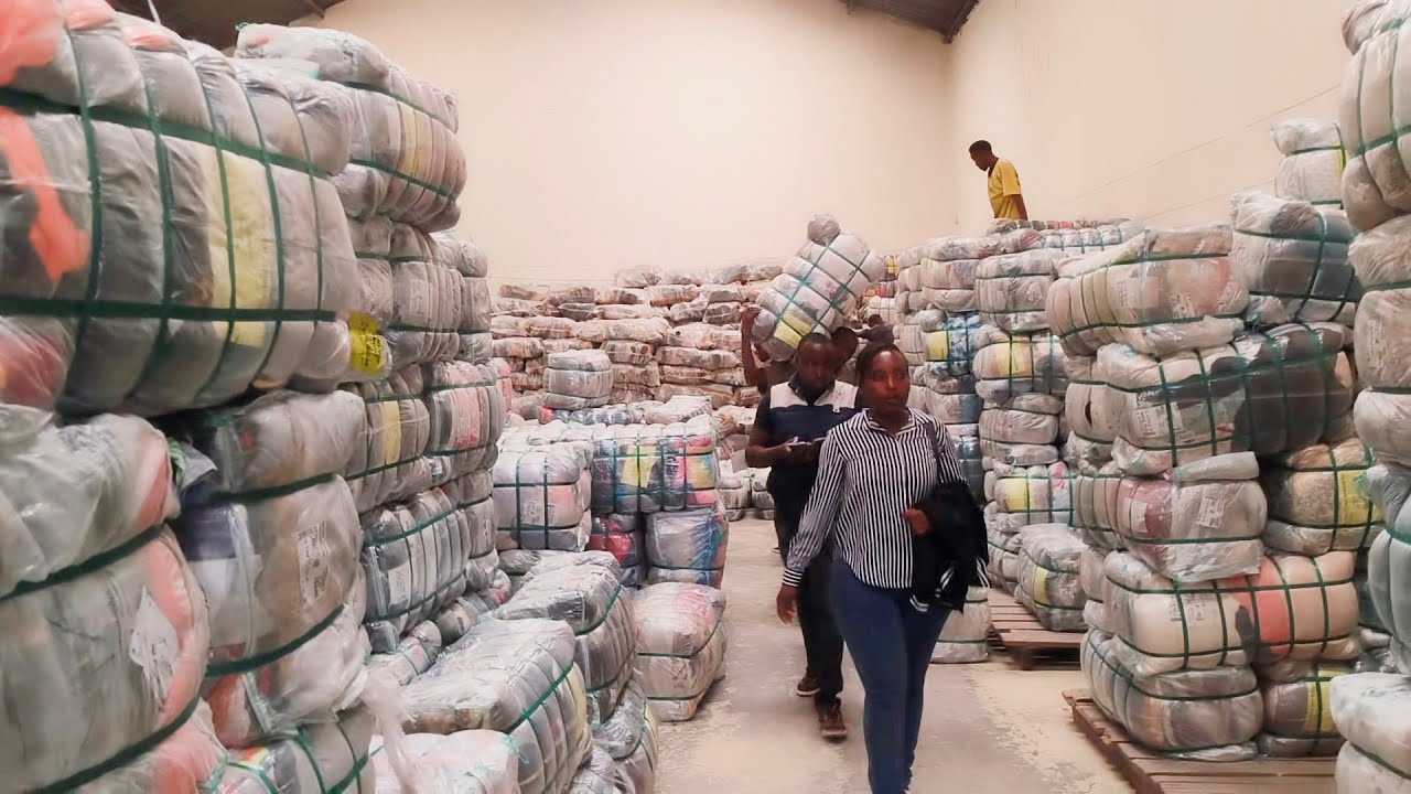 Hii biashara itakutajirisha. kiatu Moja nikama 90bop then uuze 500-800. viatu 76 uuziwe na 7K.