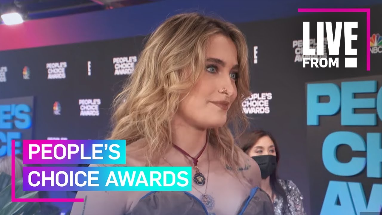 Paris Jackson Says She Cried Being So Starstruck by Who?! | People's Choice Awards