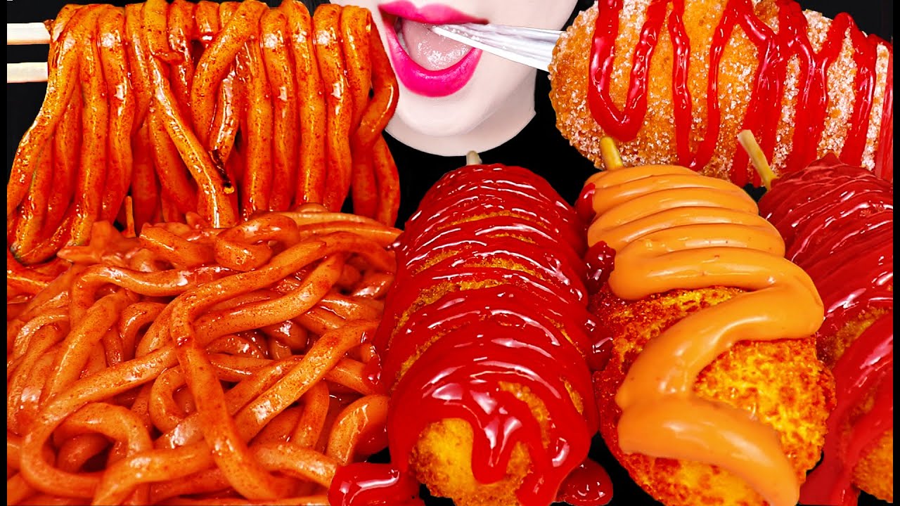 ASMR Spicy Fire Noodles Hot Dogs 콘마요 불닭 우동 핫도그 먹방 Mukbang, Eating