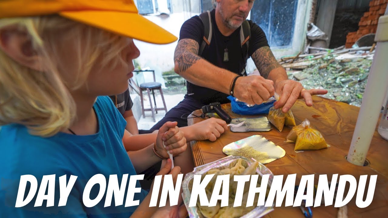 NZ FAMILY FIRST DAY OUT IN KATHMANDU: Shopping in Thamel for our Poon Hill Trek with kids!