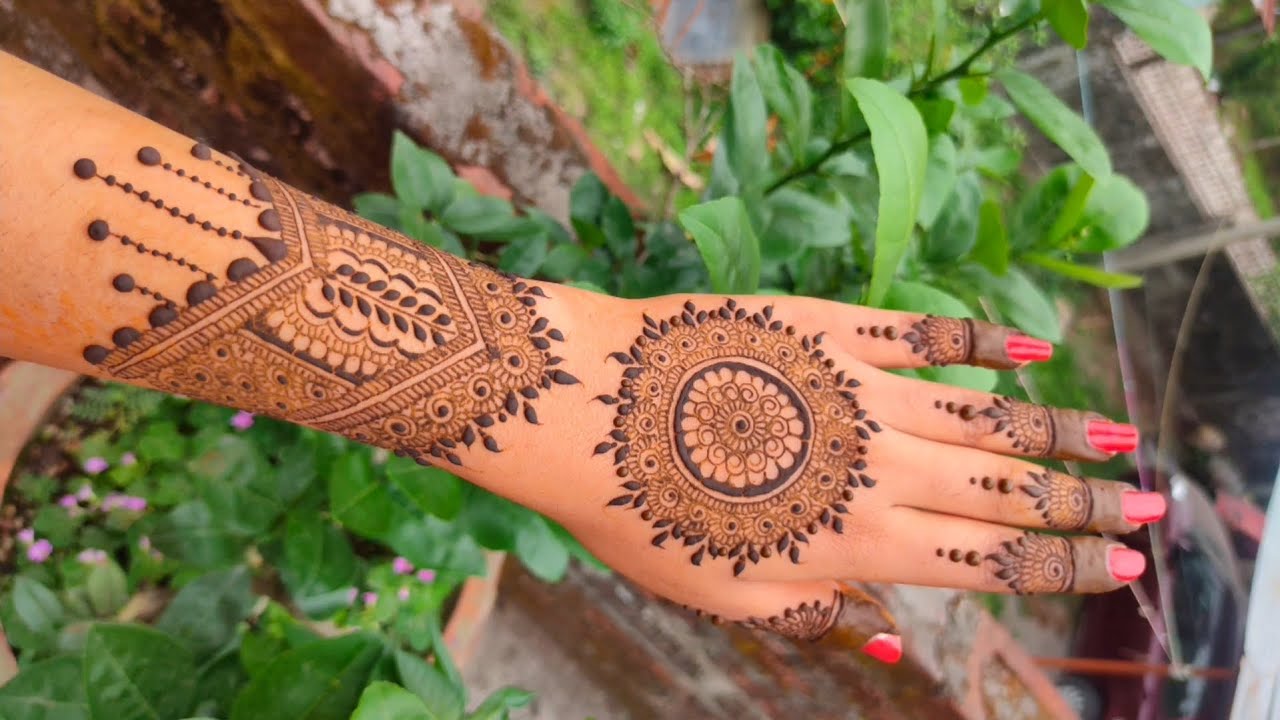 Unique Mehndi Tutorial For Back Hand | simple Mehndi Design For Back | Round Shape Mehndi Design