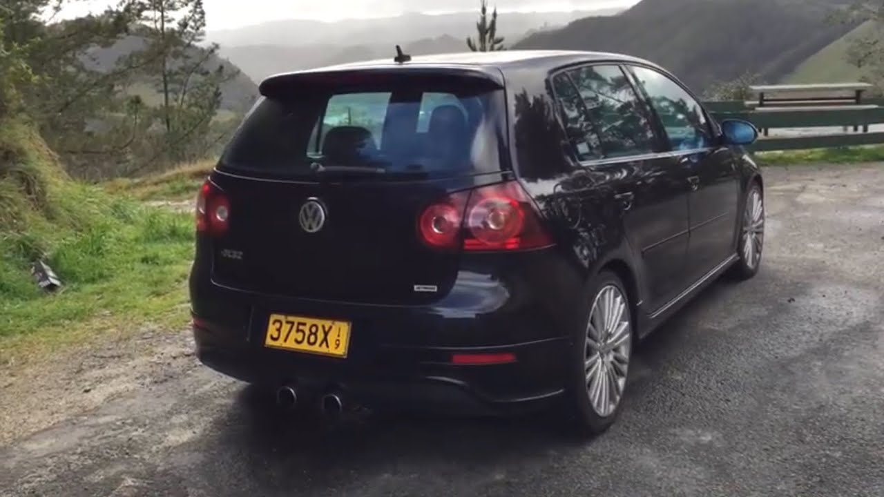 Golf R32 Test goes like the wind. Out of Town to the mountains. NEW MONTHLY FEATURE.